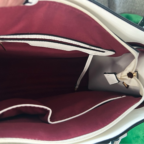 Queen Bee 🐝 Satchel NWOT - Picture 10 of 12